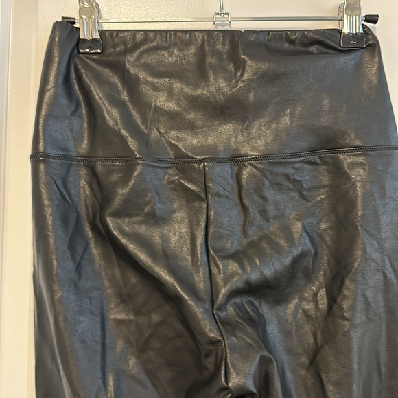 ARITZIA - Wilfred Free - Size Small - Vegan Leather Tights - Picture 3 of 3